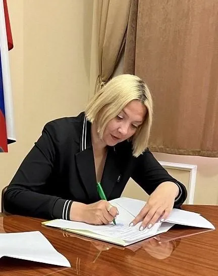 Экс-врио ректора ДонГАУ задержали за переплату при ремонте общежития