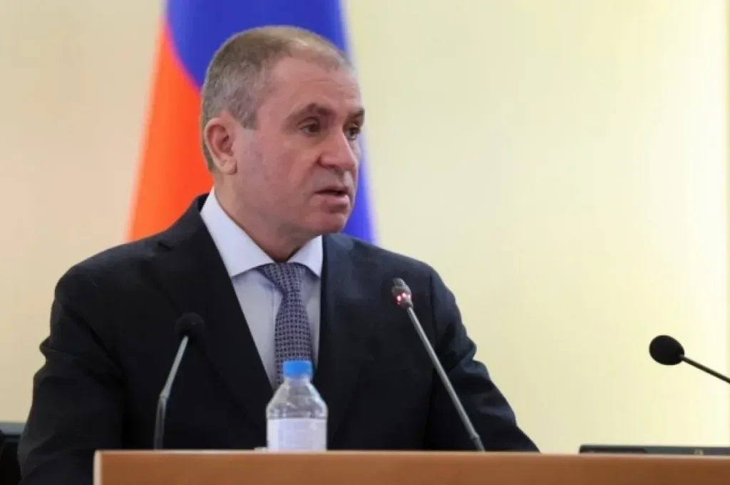 Суд запросил данные о недвижимости экс-министра Рачаловского
