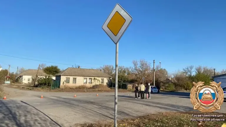 В Белокалитвенском районе 16-летний пассажир питбайка погиб при ударе о стену